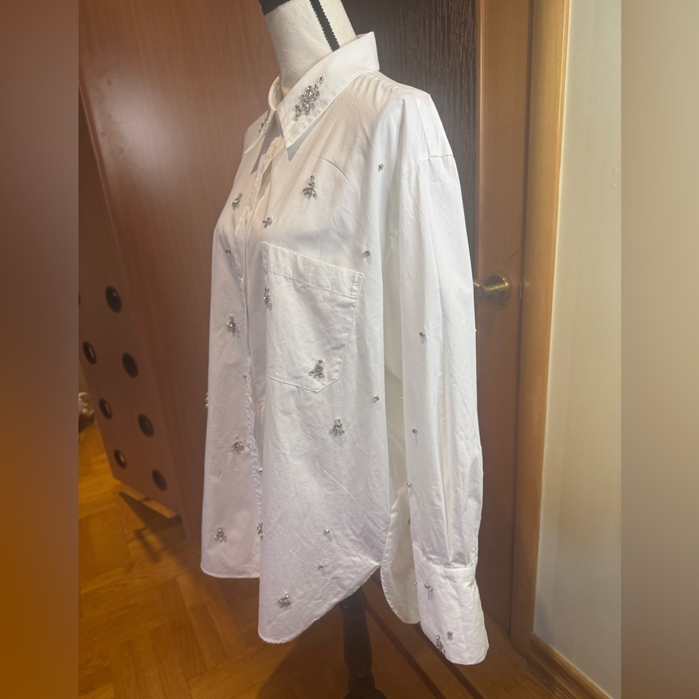 Zara White Blouse with Silver Embellishments - Picture 5 of 16